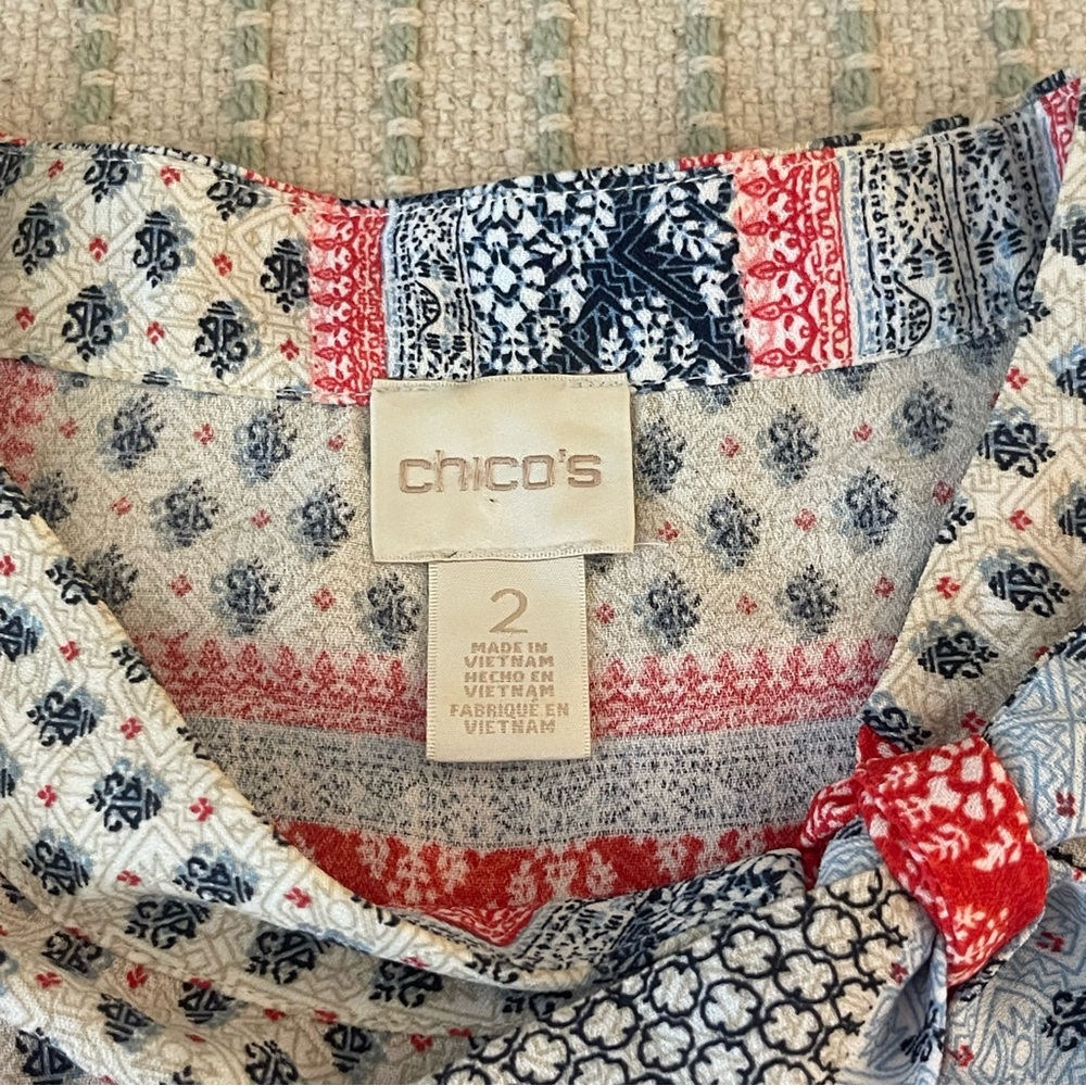 Chico's Patterned Blouse with Bow & Open Shoulder - Long Sleeve - Size: 2 - Picture 8 of 8